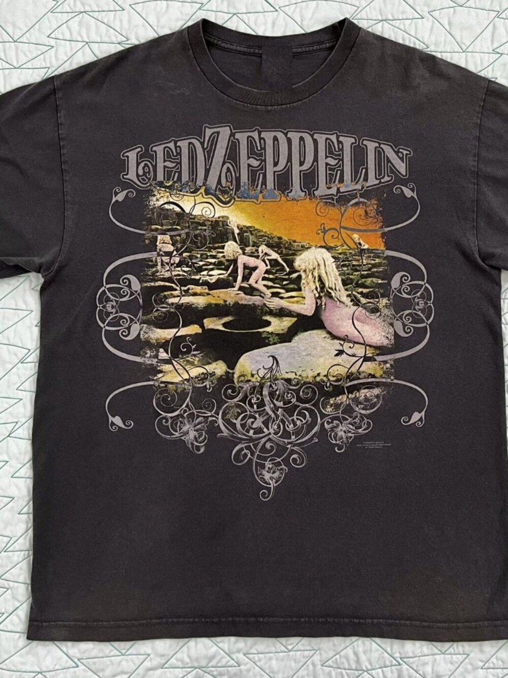 Led Zeppelin House of The Holy Rock Band Shirt 301 - Picture 1 of 5